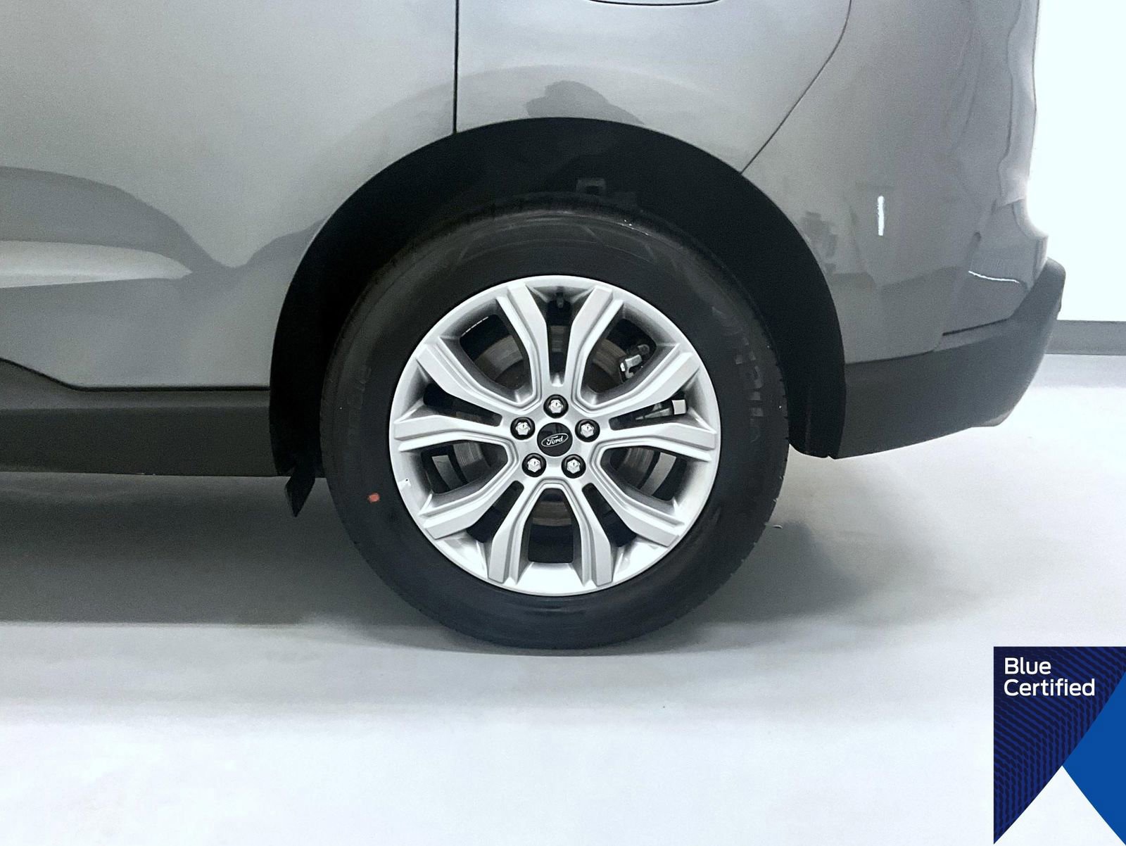 Certified 2024 Ford Edge Titanium image 22