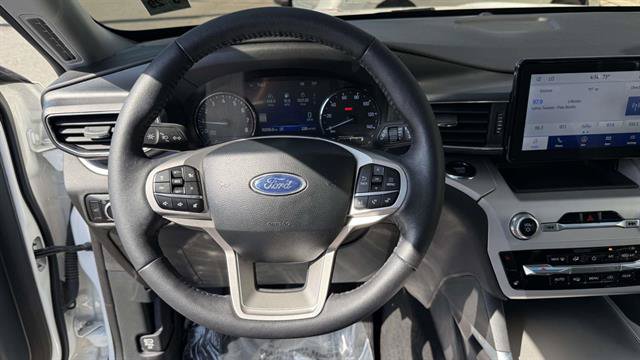 Certified 2024 Ford Explorer XLT w/ Equipment Group 202A AWD/4WD image 12