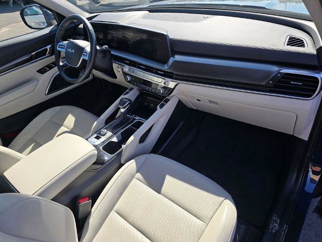 Used 2025 Kia Telluride S FWD image 16