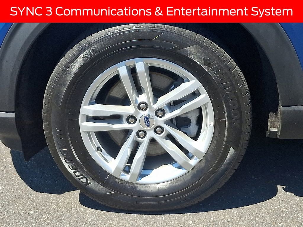 Certified 2022 Ford Explorer XLT w/ Equipment Group 202A AWD/4WD image 8