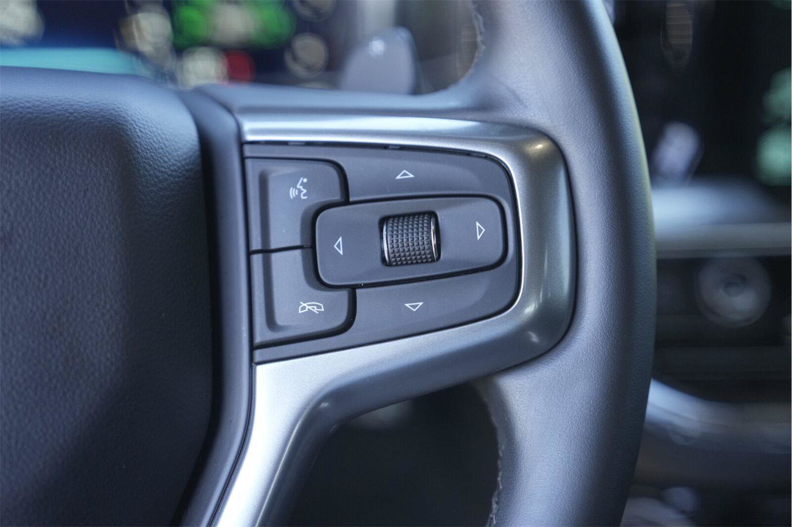Used 2024 Chevrolet Silverado 1500 LT Trail Boss w/ Convenience Package II AWD/4WD image 23