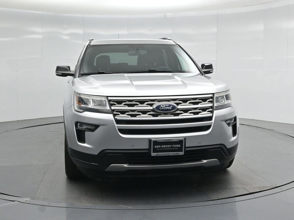 Certified 2018 Ford Explorer XLT w/ Equipment Group 202A image 32