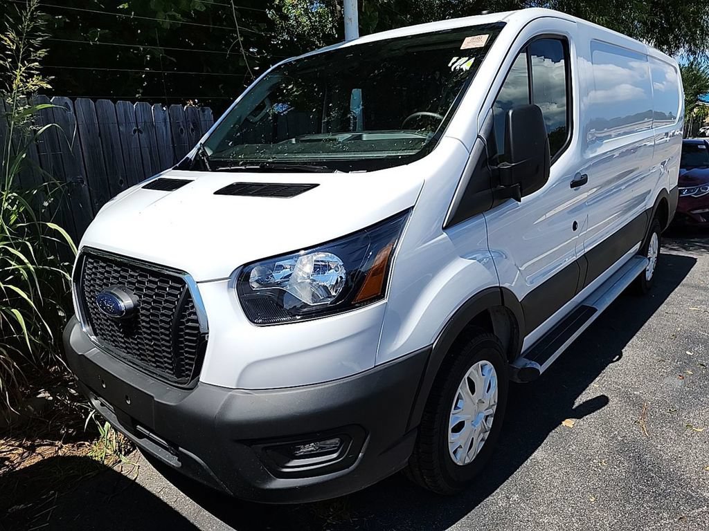 Certified 2025 Ford Transit 250 Low Roof w/ Exterior Upgrade Package RWD image 3
