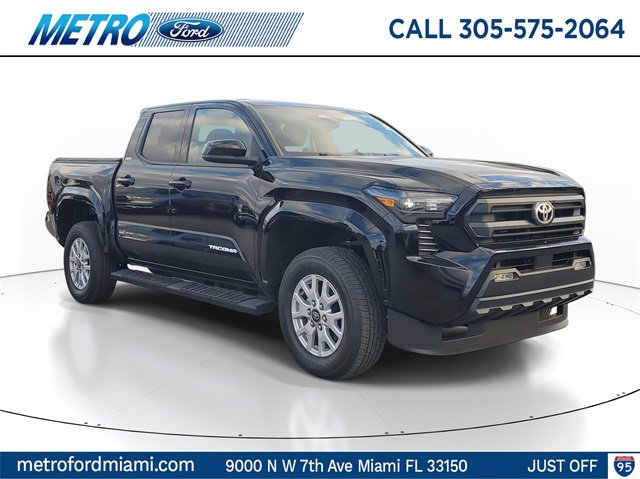 Used 2025 Toyota Tacoma SR5 image 1