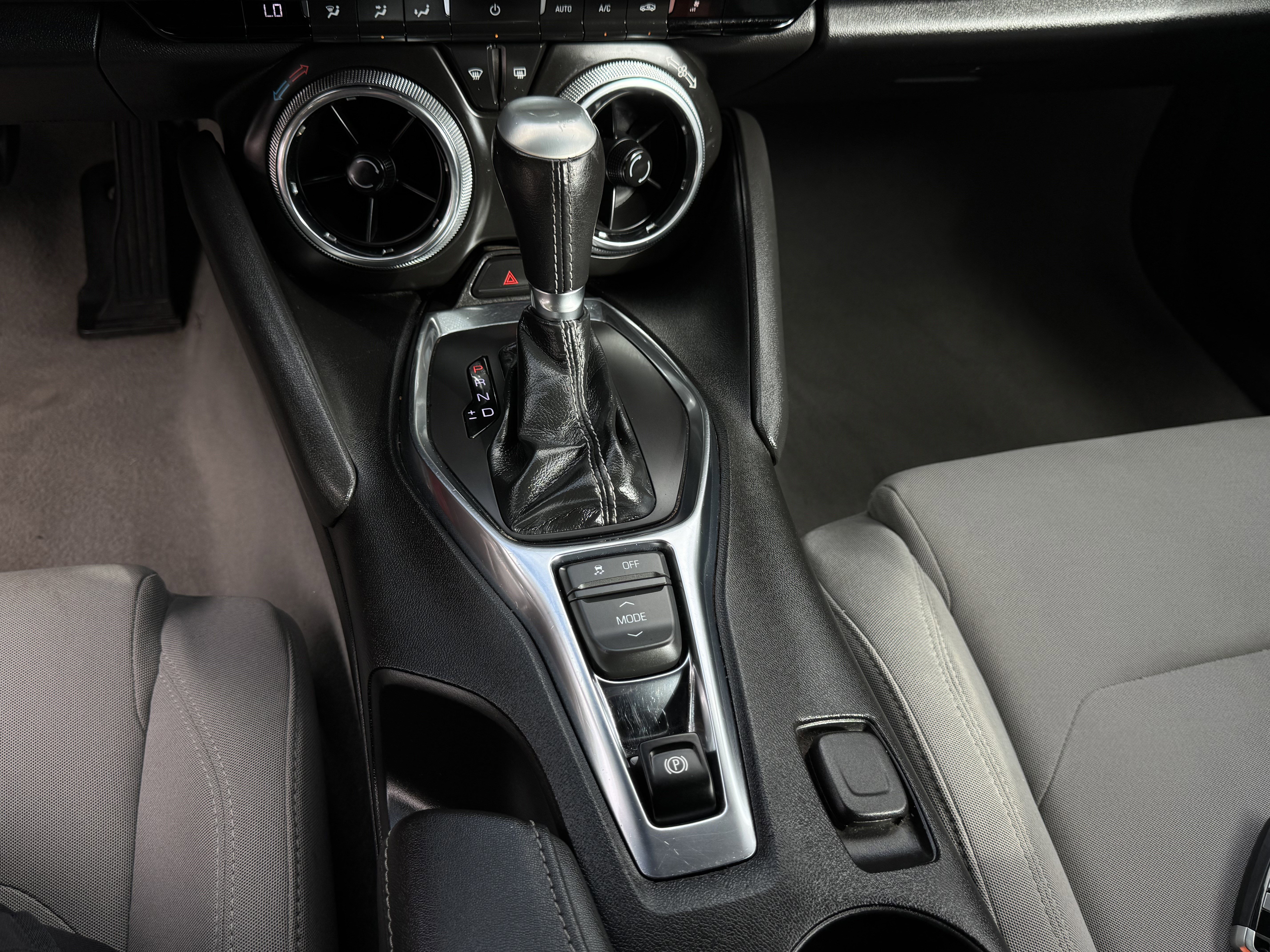 Used 2023 Chevrolet Camaro LT image 12