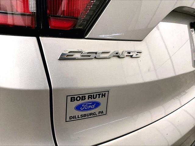 Certified 2017 Ford Escape SE w/ SE Cold Weather Package AWD/4WD image 13