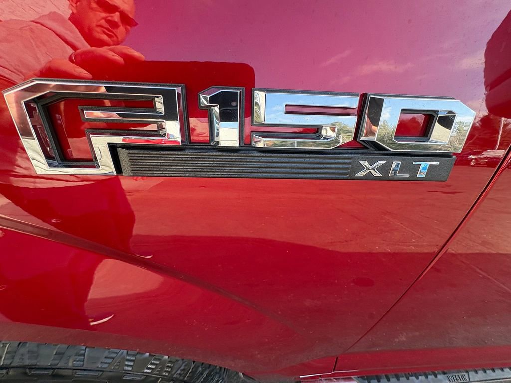 Certified 2018 Ford F150 XLT w/ Equipment Group 302A Luxury image 9