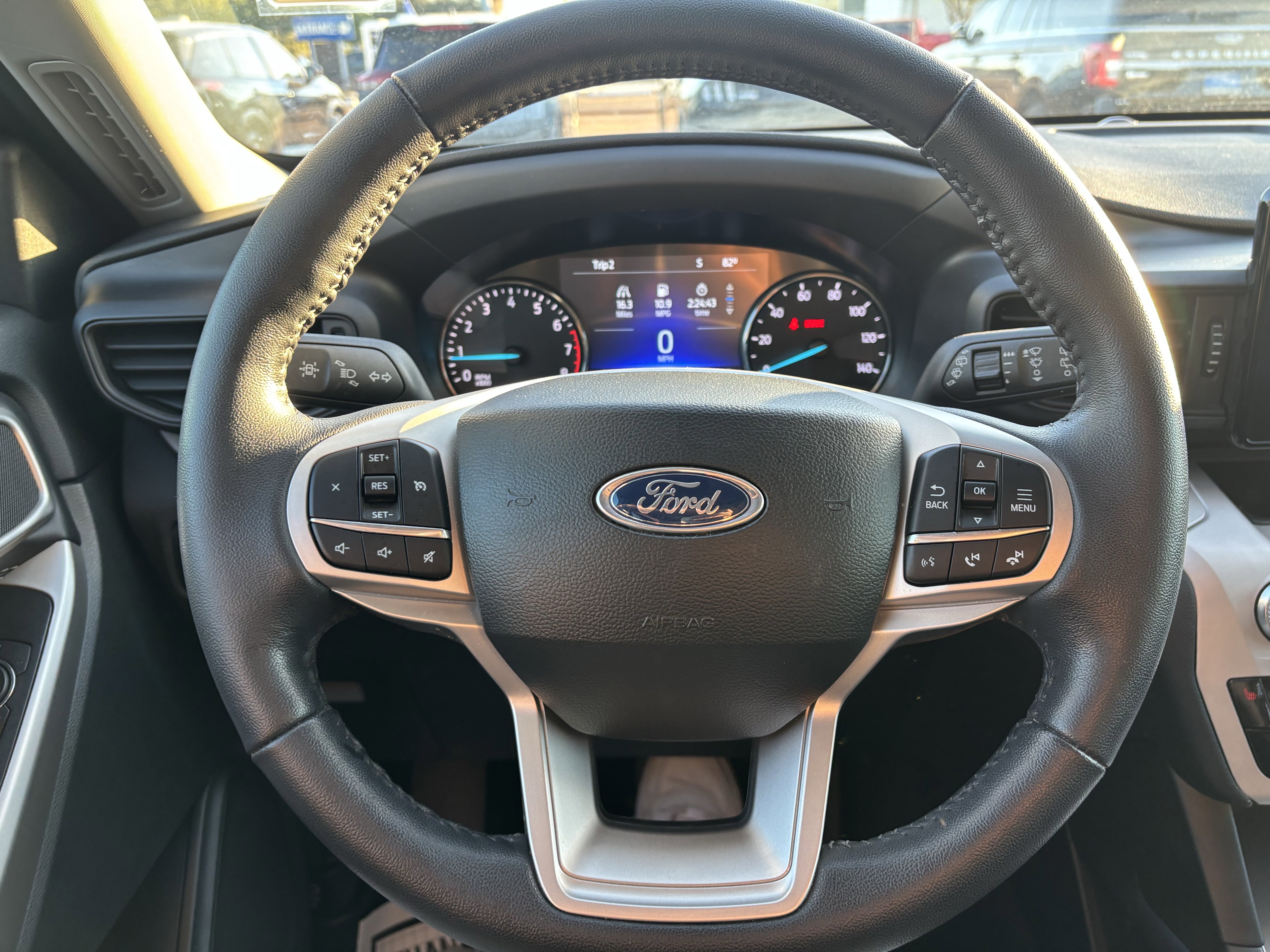 Certified 2023 Ford Explorer XLT image 32