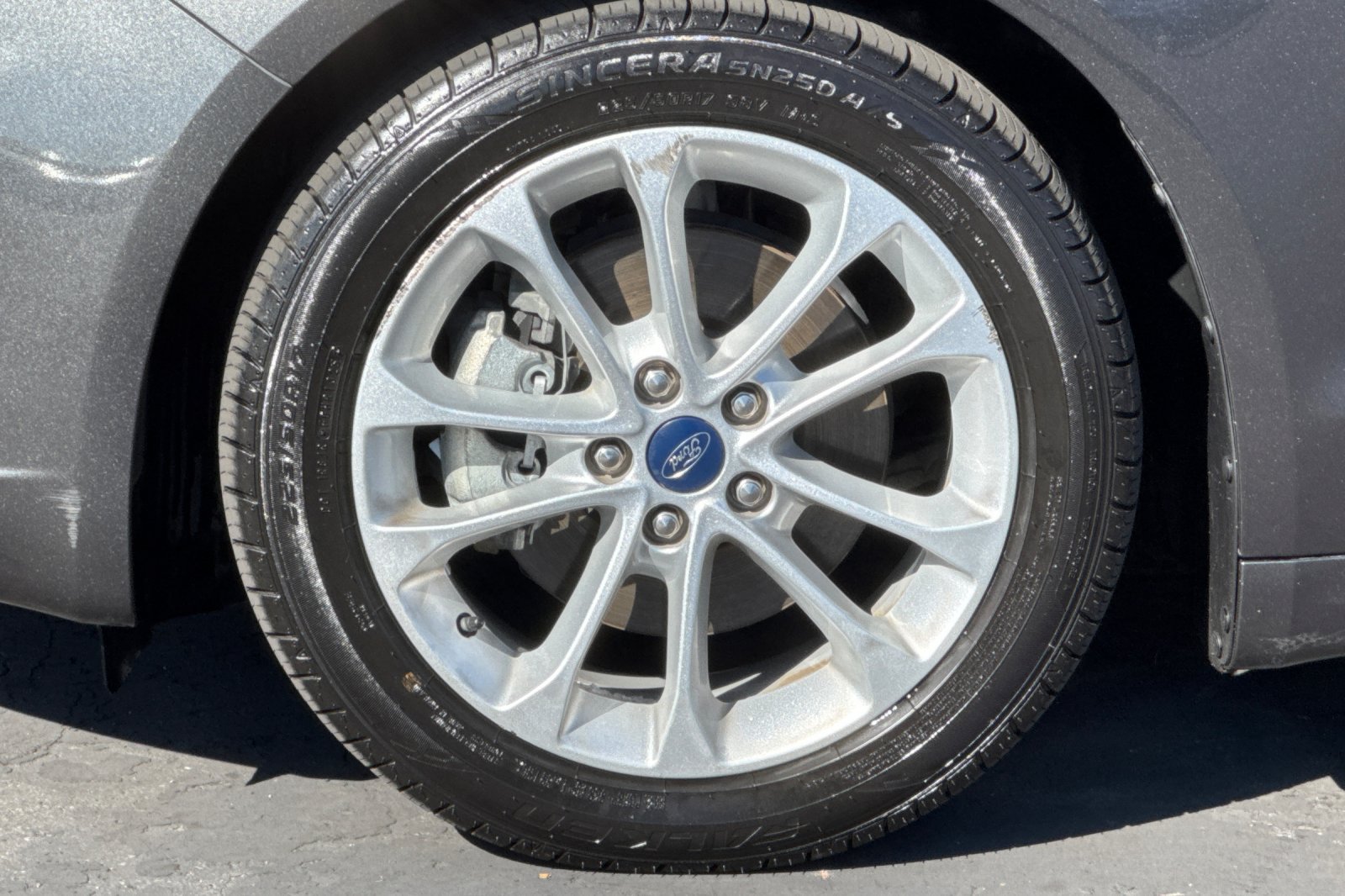 Certified 2019 Ford Fusion SE FWD image 34