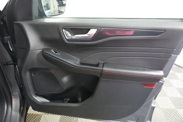 Certified 2025 Ford Escape ST-Line image 25