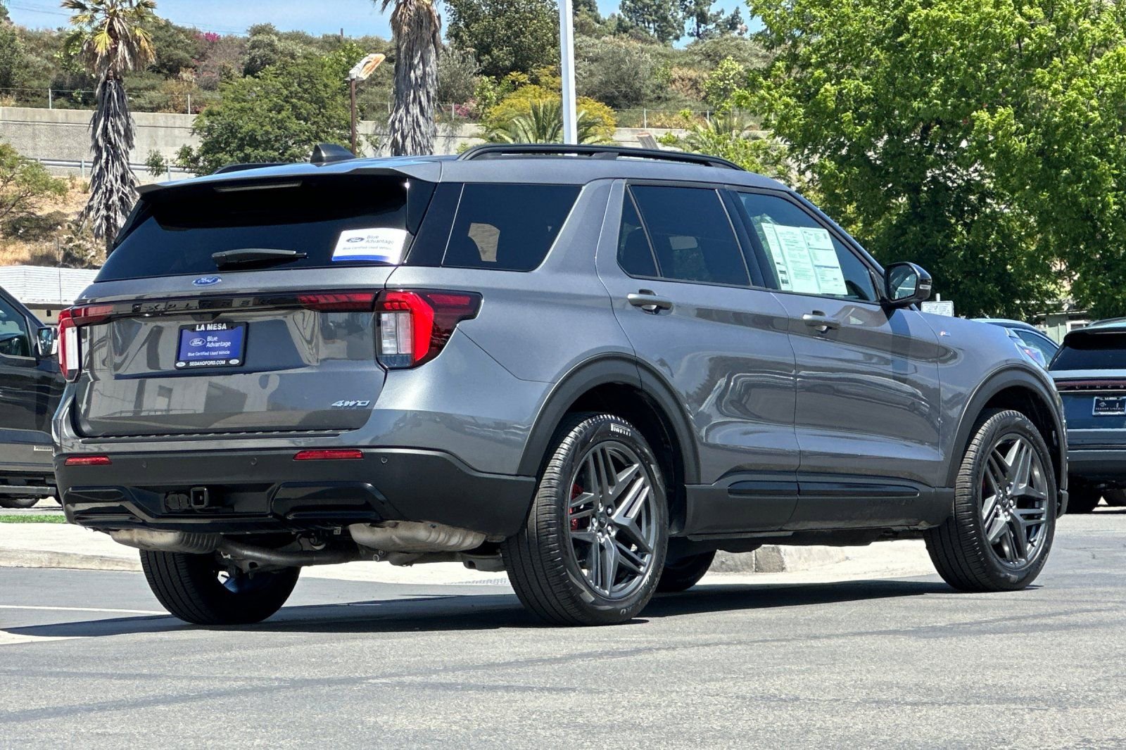 Certified 2025 Ford Explorer ST-Line w/ ST-Line Street Pack AWD/4WD image 3