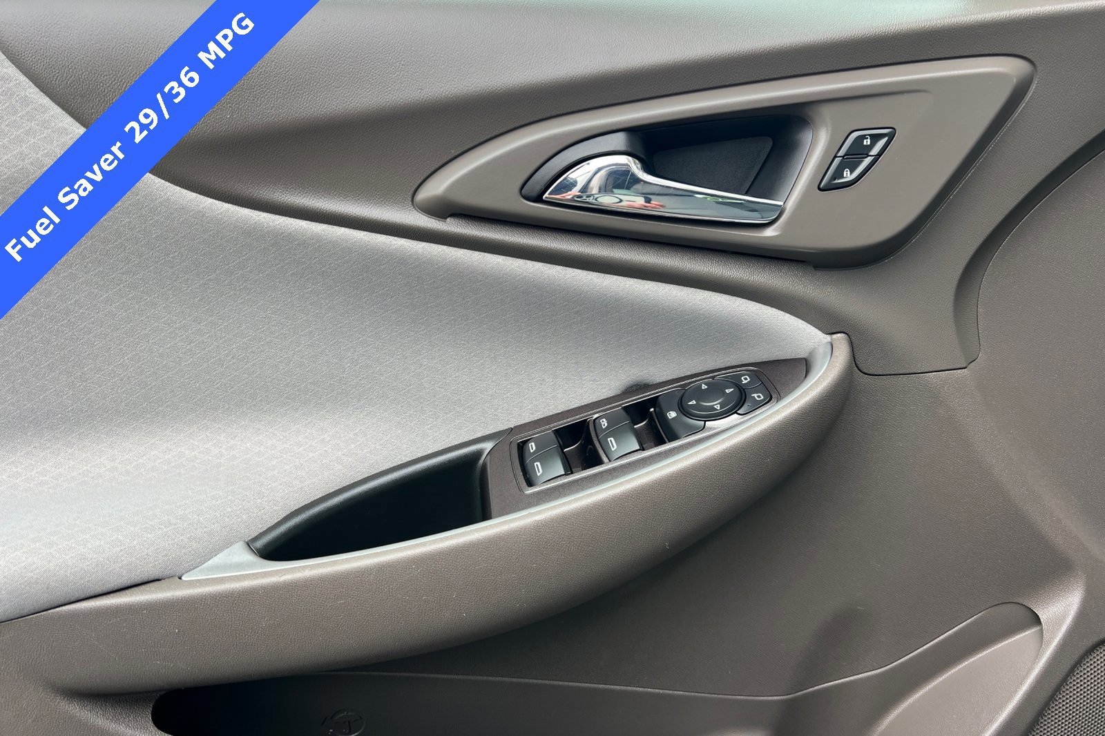 Used 2022 Chevrolet Malibu LT image 12