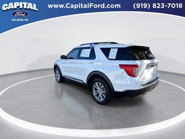 Certified 2022 Ford Explorer XLT w/ Equipment Group 202A image 4