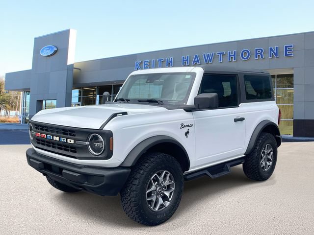 Certified 2023 Ford Bronco 2-Door AWD/4WD image 3