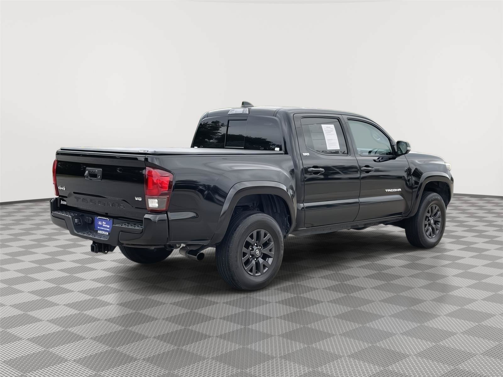 Used 2023 Toyota Tacoma SR5 w/ Technology Package AWD/4WD image 7