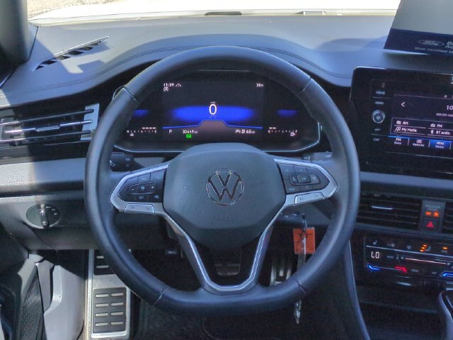 Used 2025 Volkswagen Jetta Sport FWD image 15