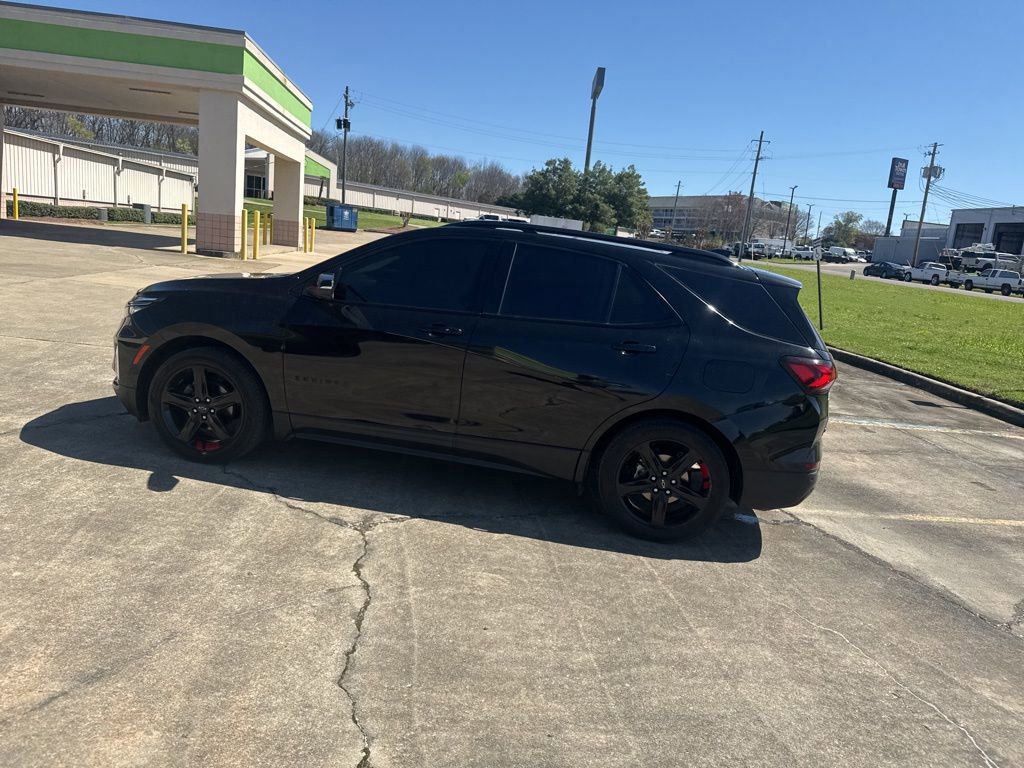 Used 2023 Chevrolet Equinox Premier image 4