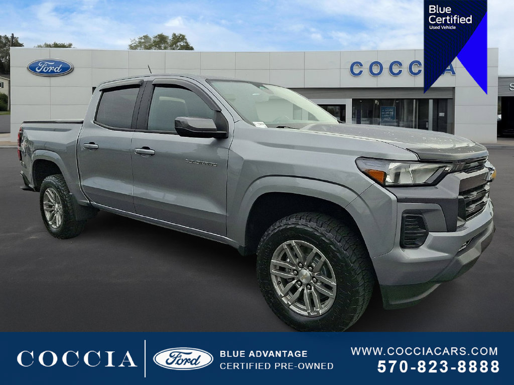 Used 2023 Chevrolet Colorado LT AWD/4WD image 3