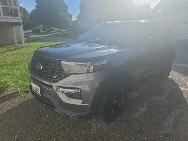 Certified 2023 Ford Explorer ST w/ Equipment Group 401A AWD/4WD image 3