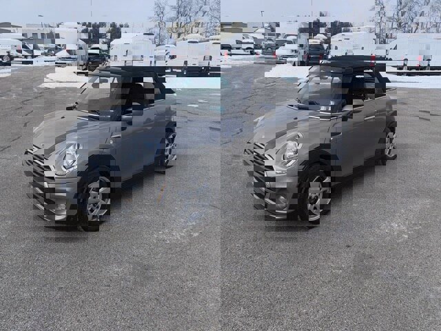 Used 2018 MINI Cooper Convertible image 4