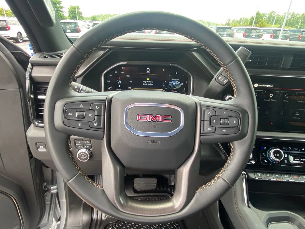 Used 2025 GMC Sierra 2500 AT4 AWD/4WD image 13