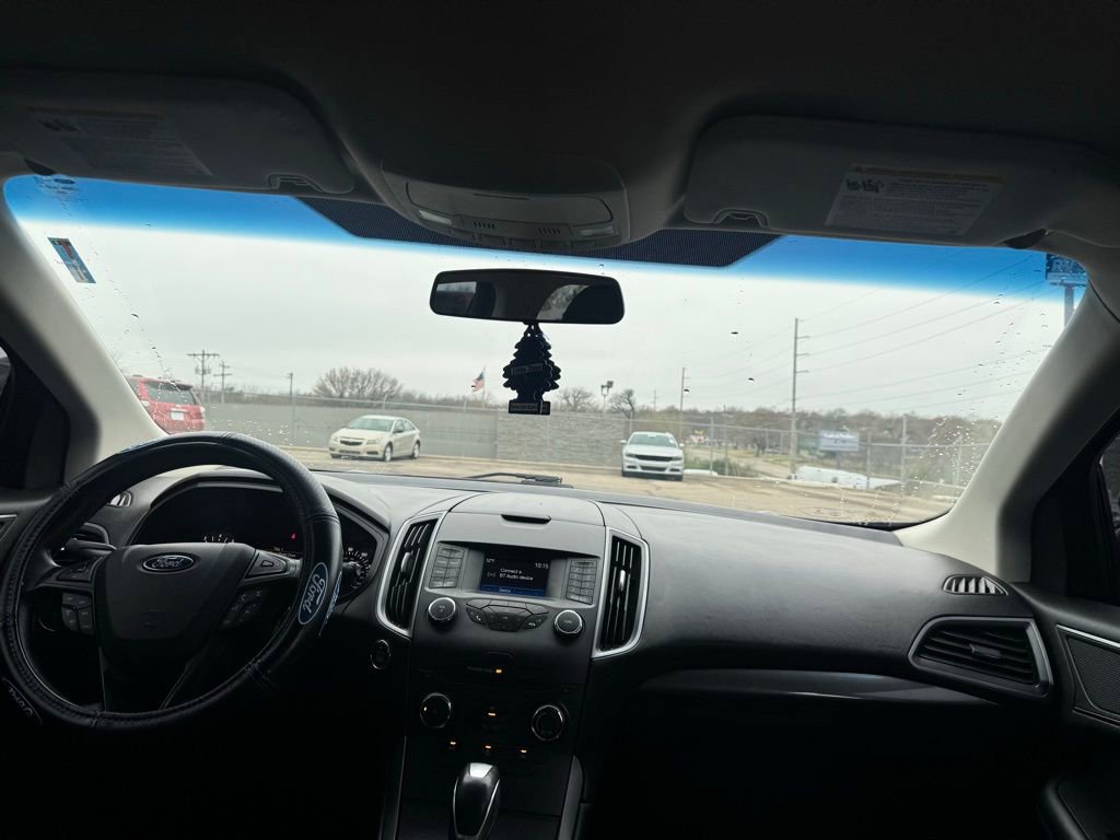 Certified 2018 Ford Edge SE image 10