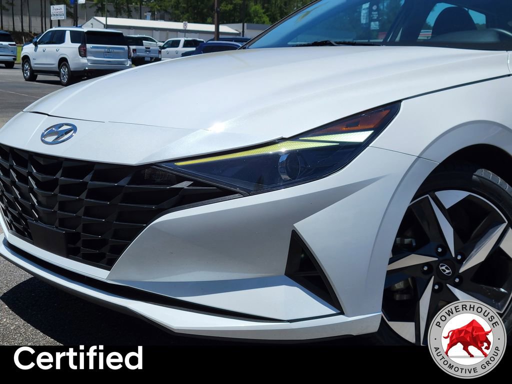 Used 2023 Hyundai Elantra SEL w/ Convenience Package FWD image 11