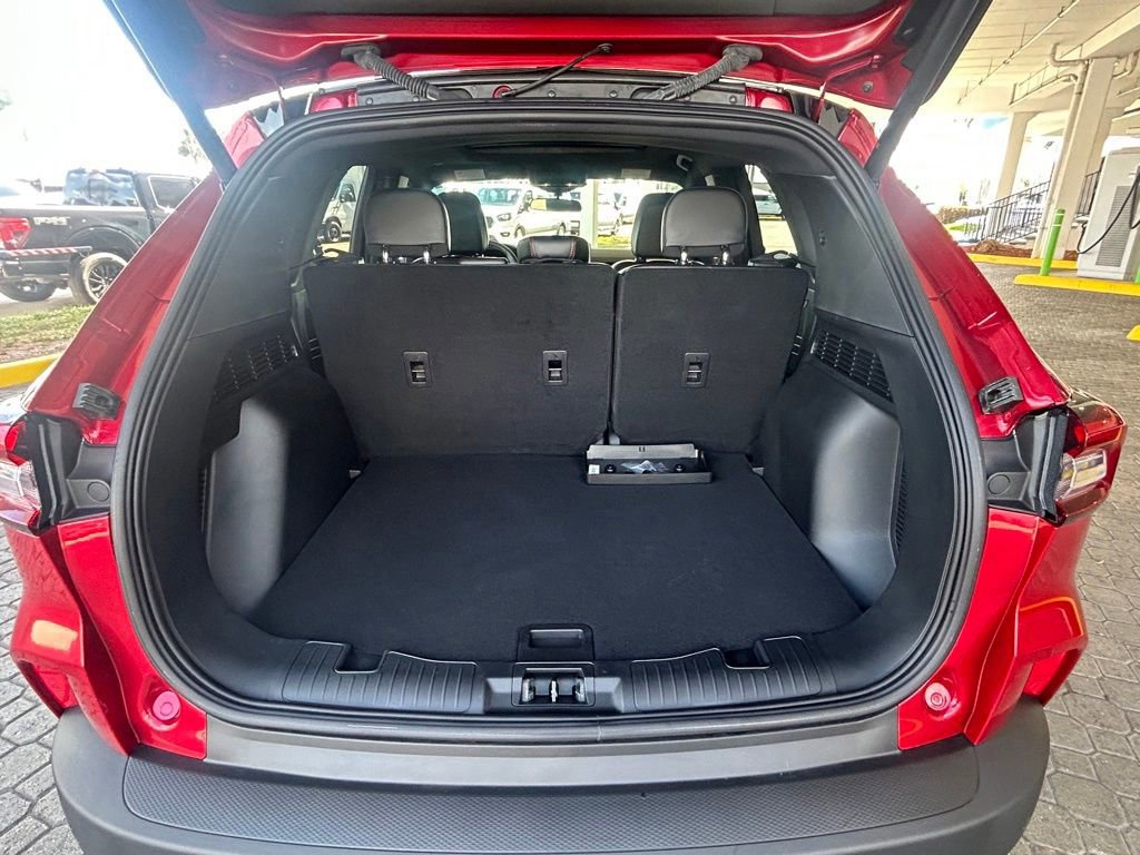 Certified 2025 Ford Escape ST-Line w/ Equipment Group 301A image 33