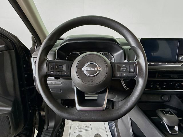 Used 2024 Nissan Rogue S image 11
