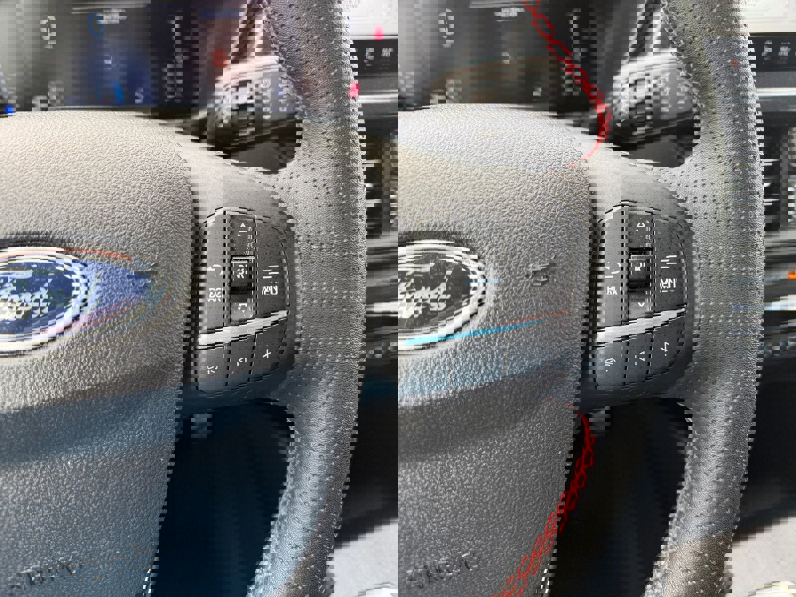 Certified 2023 Ford Escape ST-Line w/ Tech Pack #1 image 15