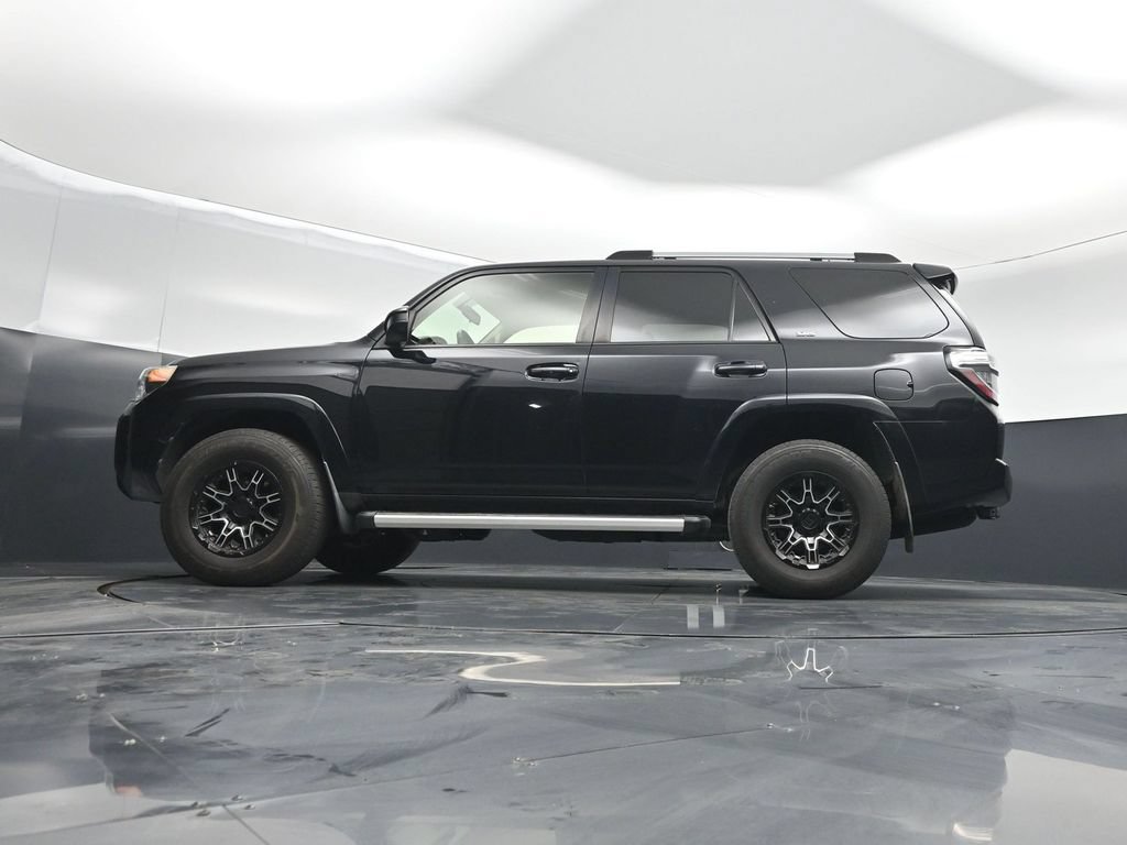 Used 2019 Toyota 4Runner SR5 RWD image 7