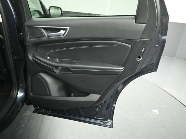 Certified 2024 Ford Edge Titanium image 44
