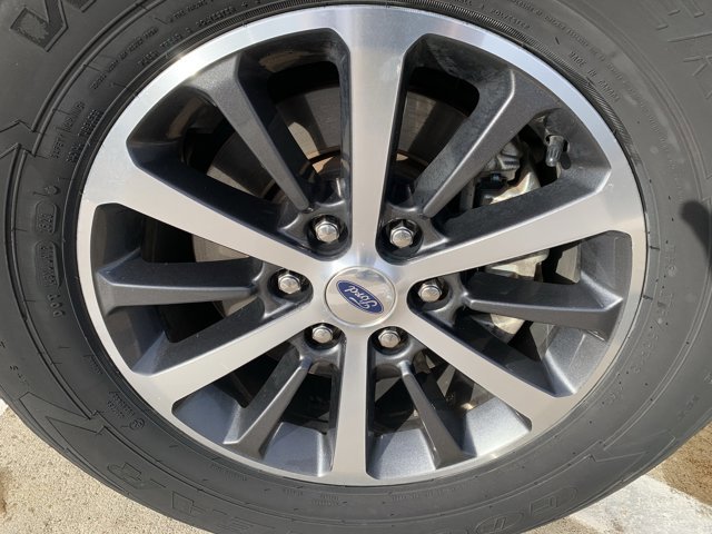 Certified 2020 Ford Expedition XLT w/ Equipment Group 202A image 12