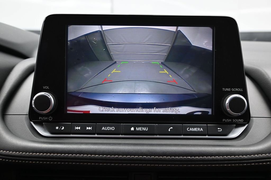 Used 2025 Nissan Rogue SV AWD/4WD image 41
