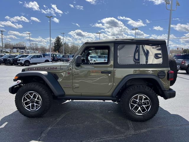 Used 2025 Jeep Wrangler Rubicon w/ Convenience Group image 4