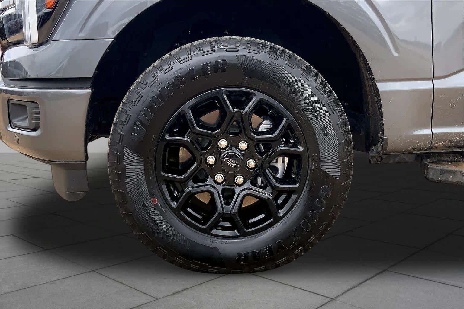 Certified 2025 Ford F150 Lariat AWD/4WD image 11