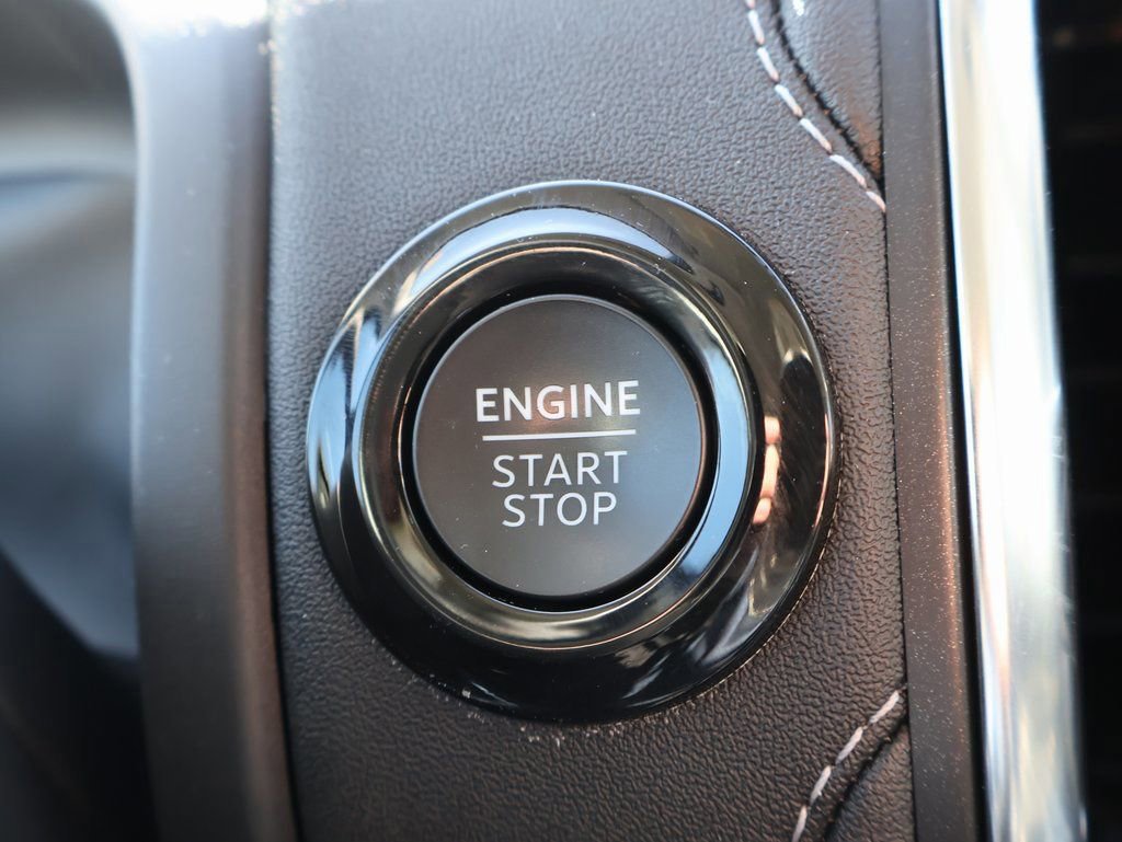 Certified 2025 Ford Expedition Max Platinum image 35