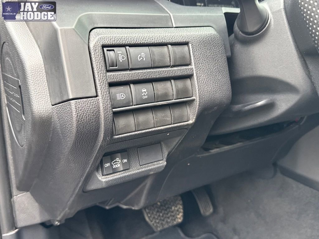 Used 2025 Toyota Tacoma SR RWD image 33