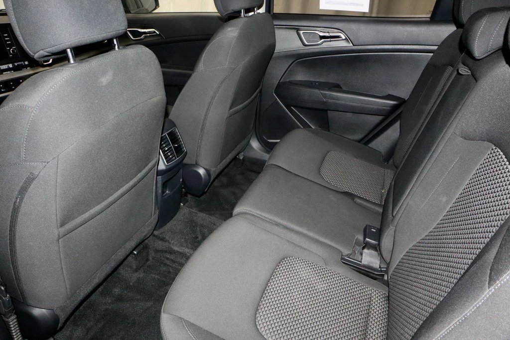 Used 2024 Kia Sportage LX image 20