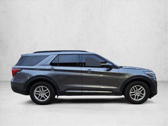 Certified 2025 Ford Explorer Active image 4