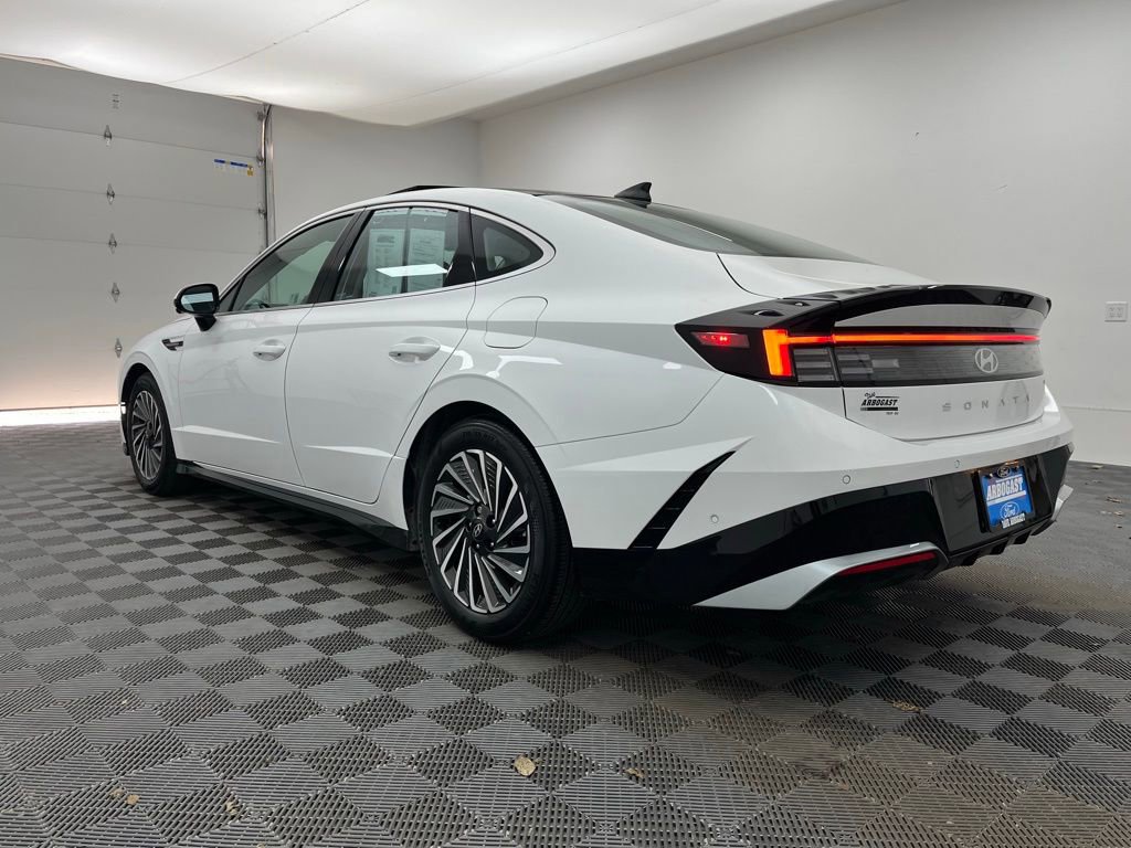 Used 2024 Hyundai Sonata Limited image 6