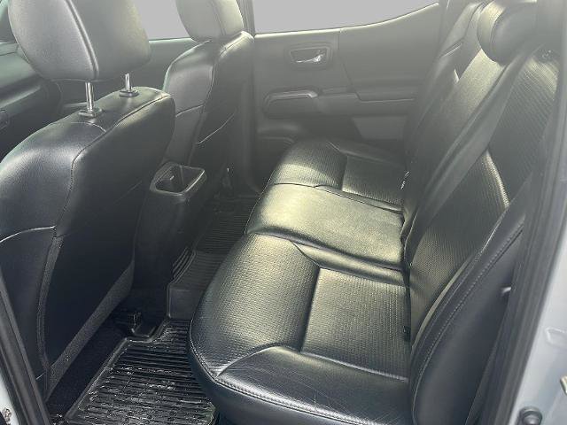 Used 2019 Toyota Tacoma TRD Off-Road image 10