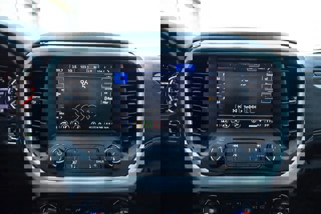 Used 2021 GMC Acadia SLT w/ Preferred Package image 19