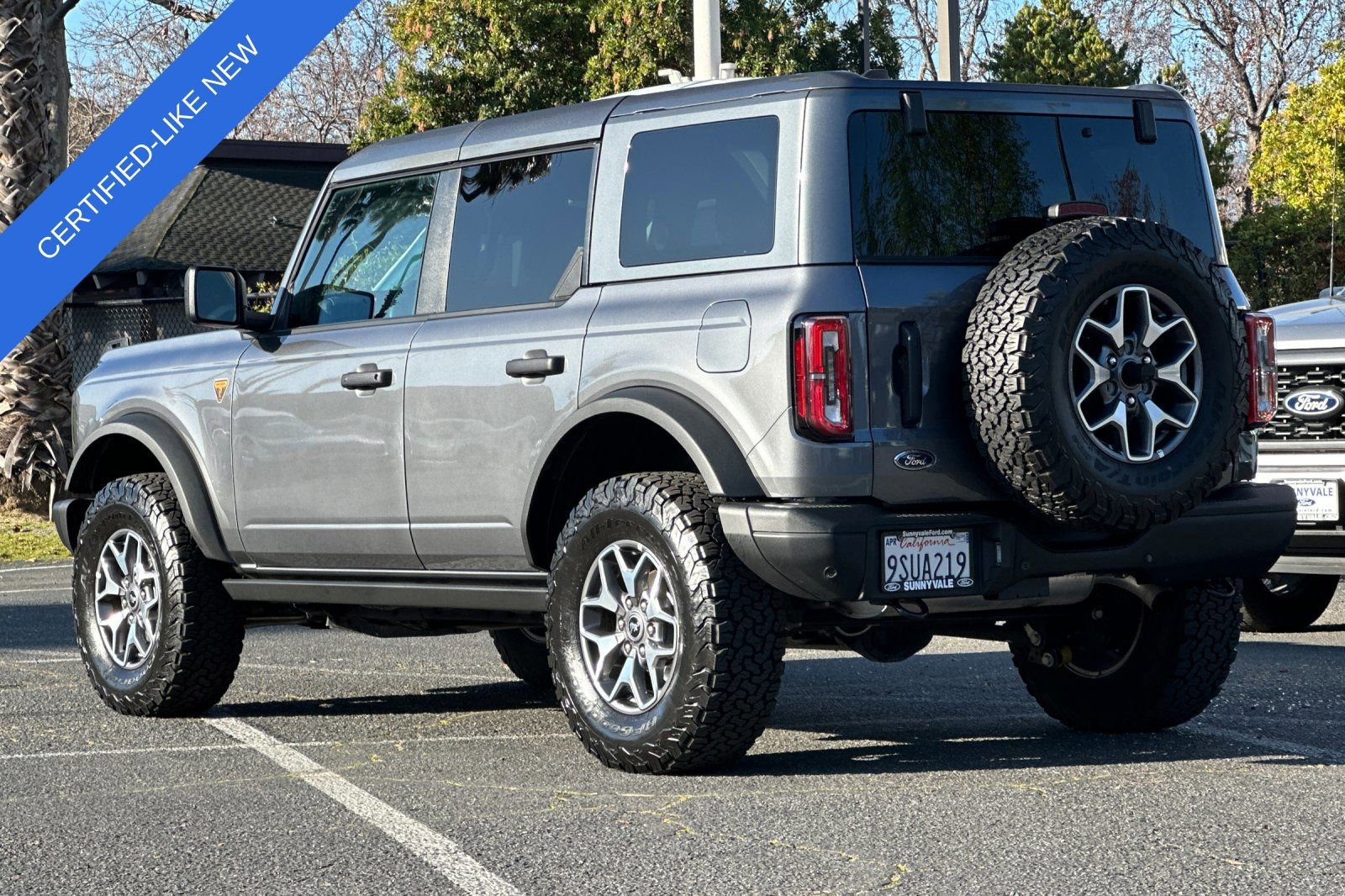 Certified 2025 Ford Bronco Badlands image 4