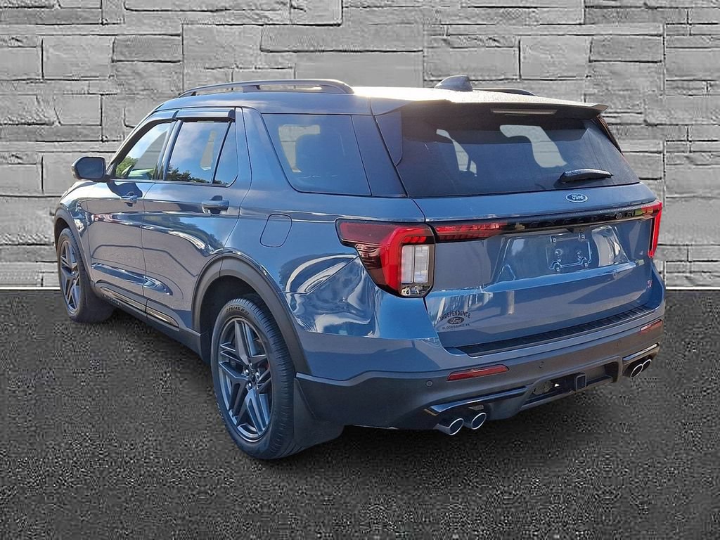 Certified 2025 Ford Explorer ST AWD/4WD image 8