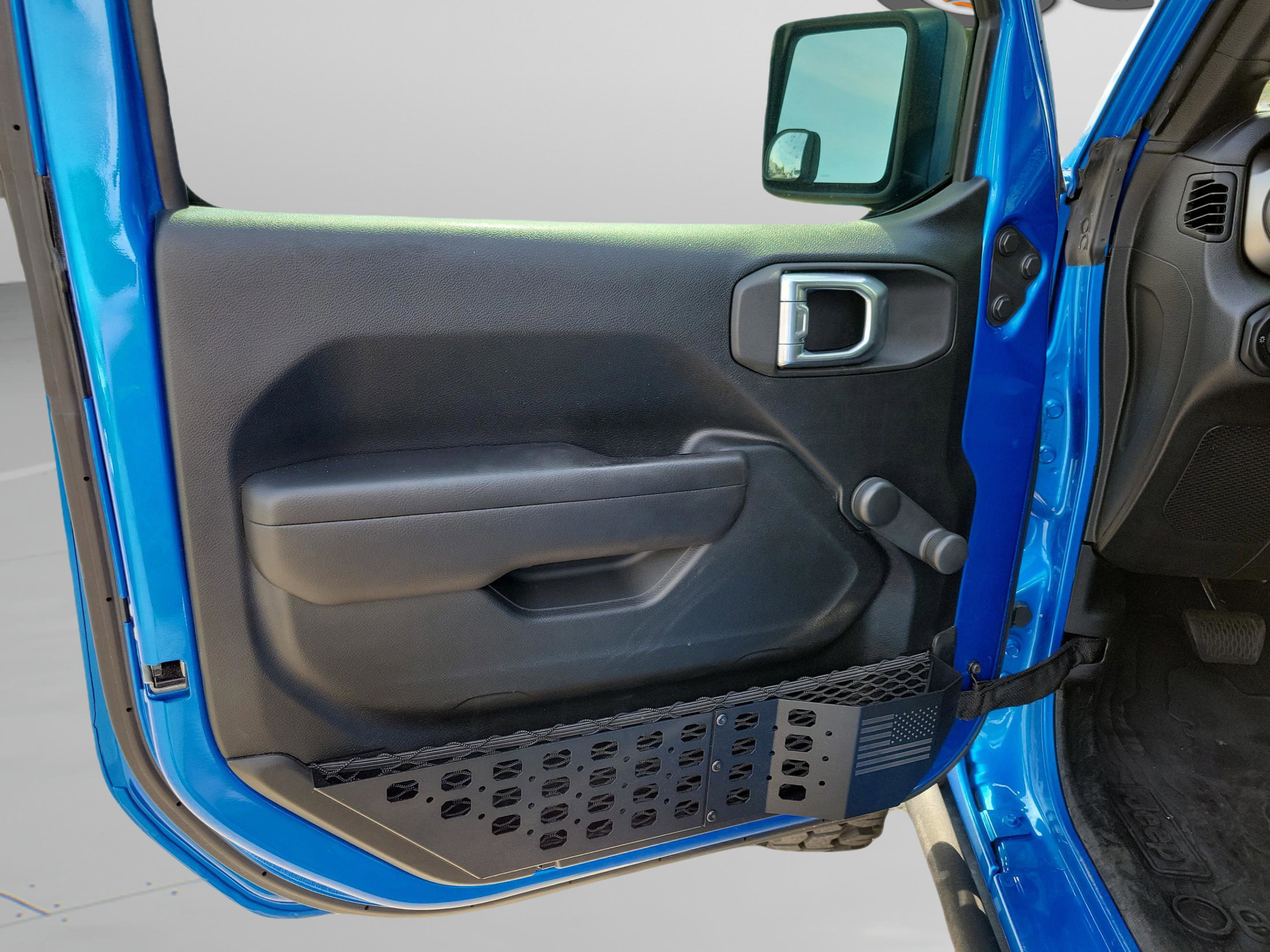 Used 2021 Jeep Gladiator Sport image 6