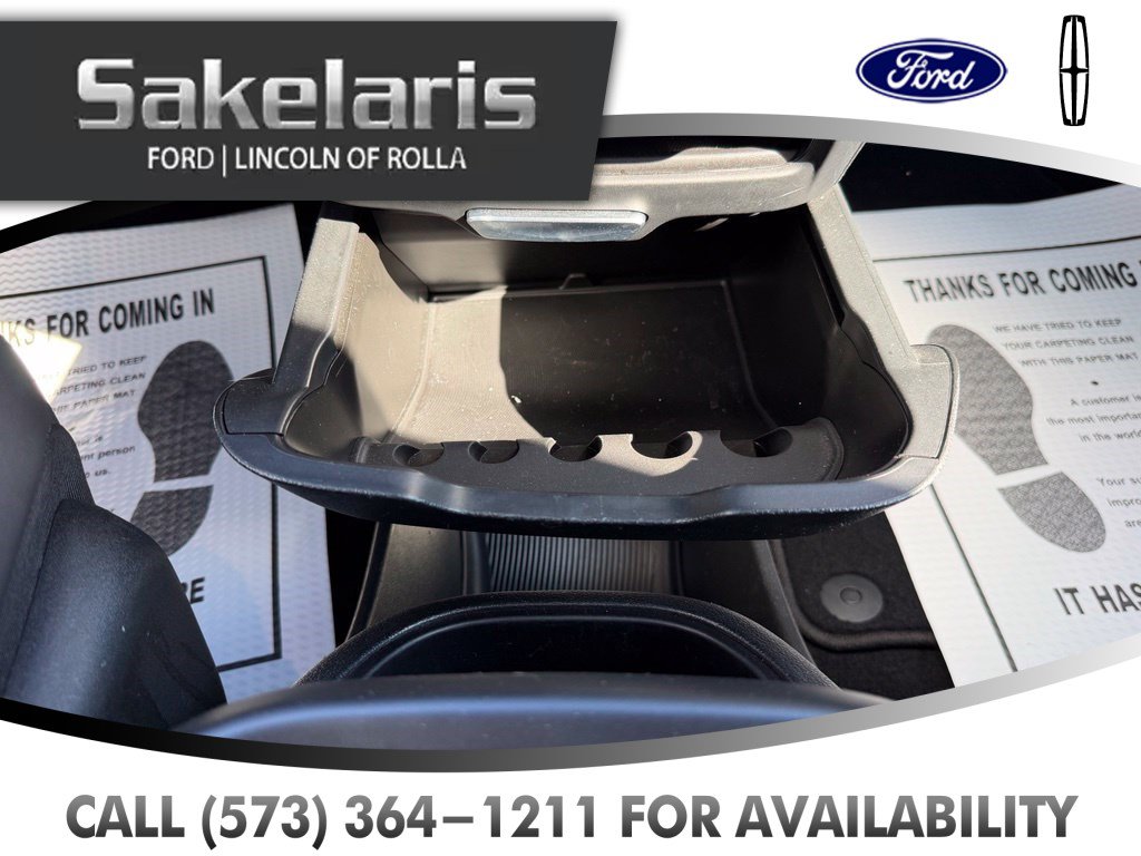 Used 2025 Chrysler Pacifica Select FWD image 27