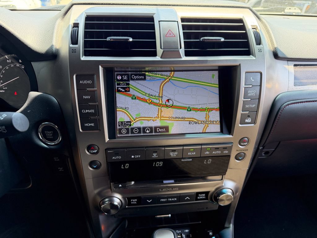 Used 2021 Lexus GX 460 Premium w/ Premium Package AWD/4WD image 29