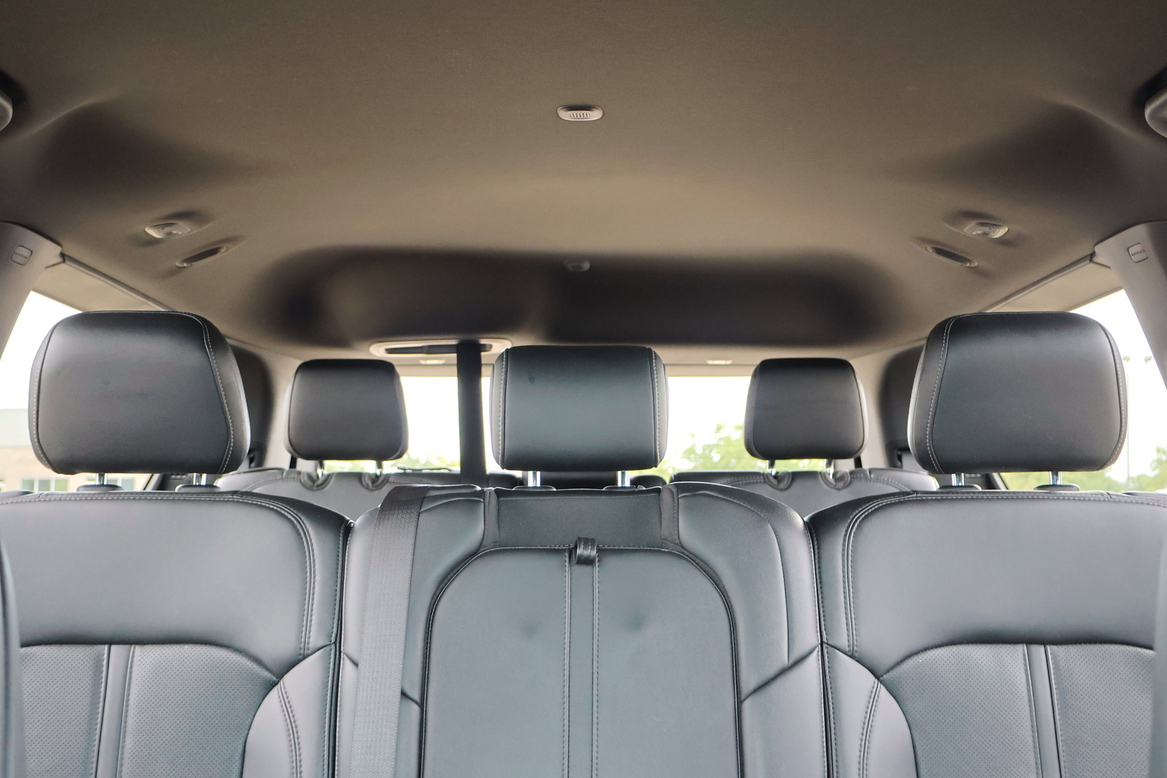 Used 2023 Jeep Wagoneer 4WD image 26