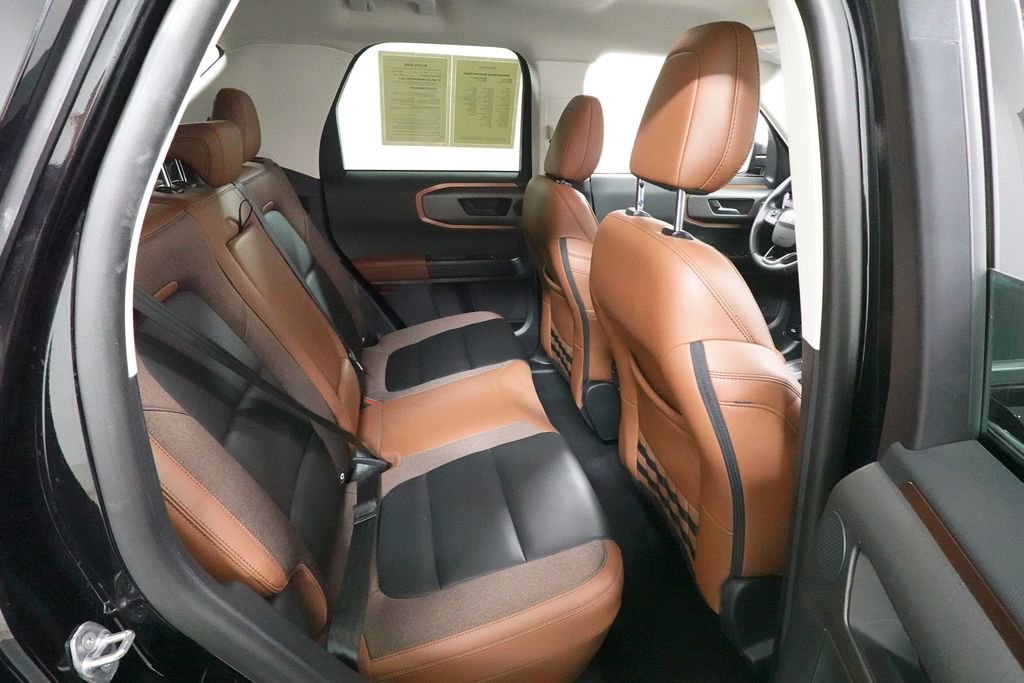 Certified 2025 Ford Bronco Sport Outer Banks w/ Outer Banks Tech Package+ AWD/4WD image 31